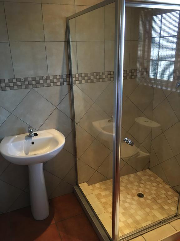 Bottom Of Boden Hotel Benoni Luaran gambar
